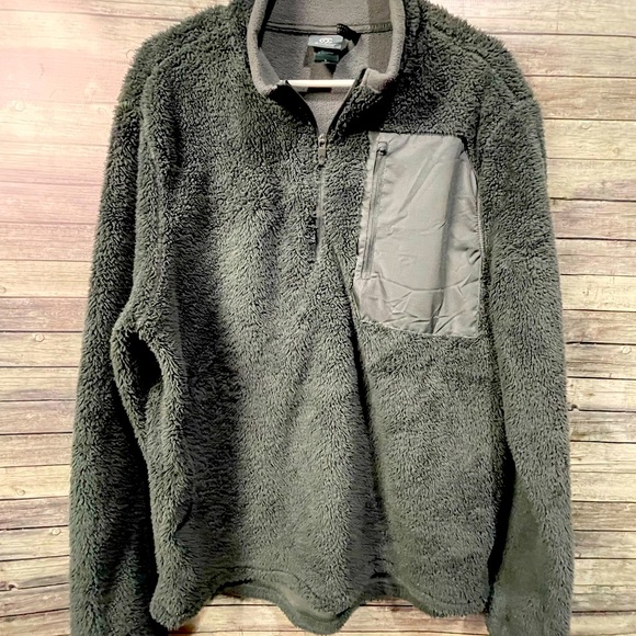 Champion Black Fleece Half-Zipper - Picture 1 of 3